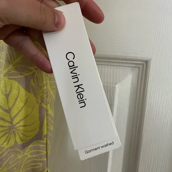 🔥3/$15🔥 NWT Calvin Klein Linen Top - Picture 2 of 5